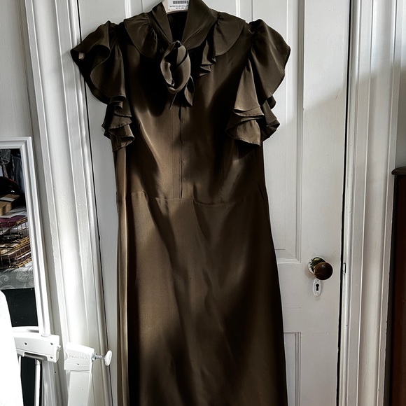 Theory Ruffle Sleeve Tie-Neck Midi Dress – Olive Green, Size 8 - Picture 2 of 10